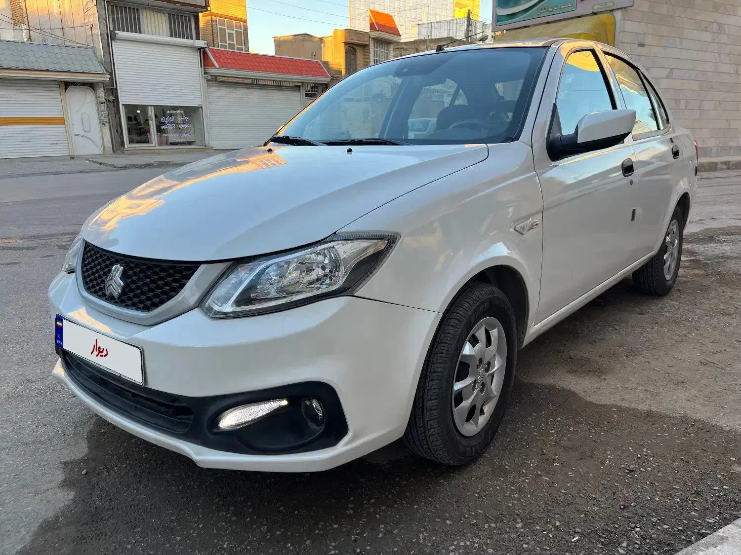 ساینا S (اس) دوگانه ۱۴۰۲|خودرو سواری و وانت|کرمانشاه, |دیوار