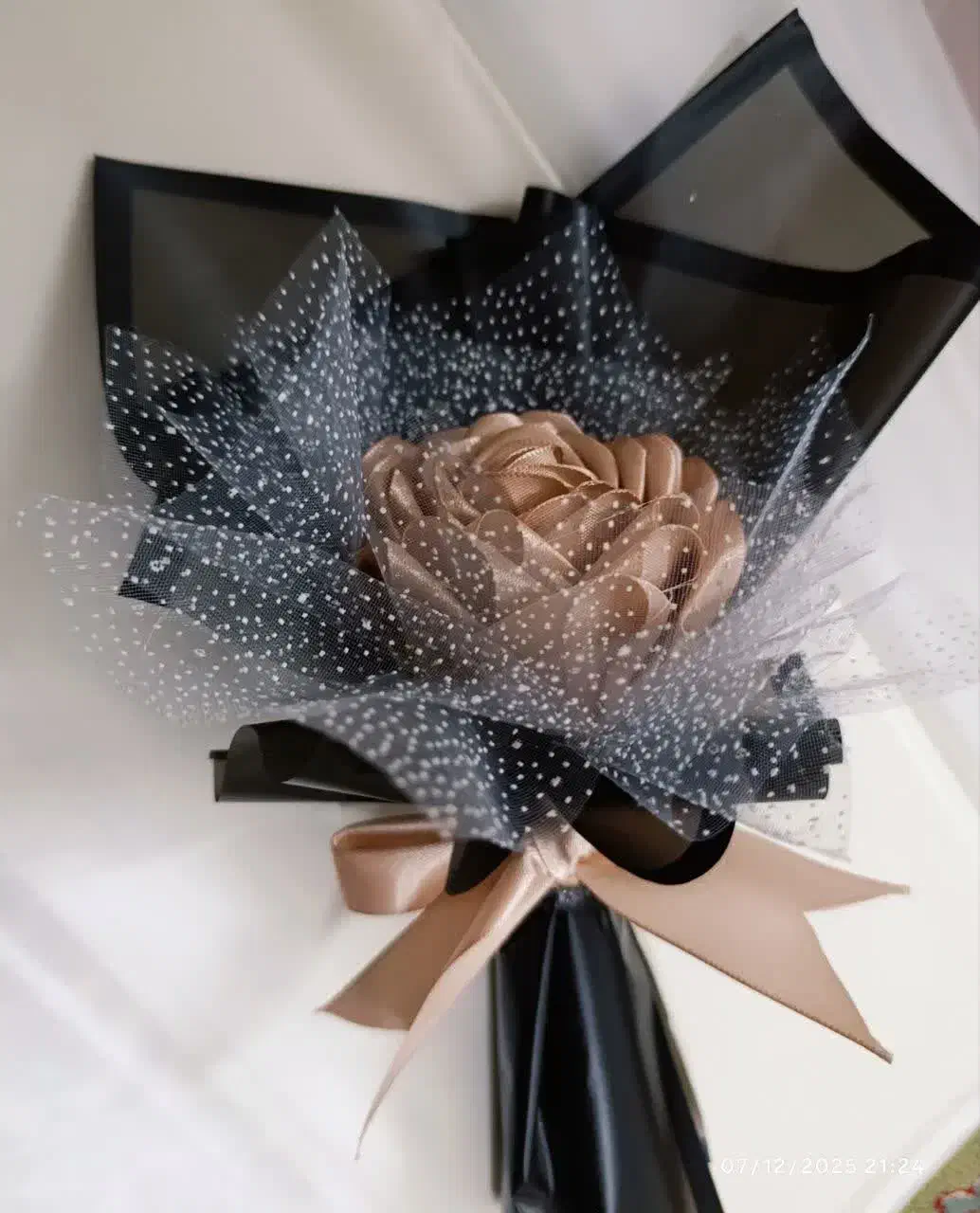 هدیه گل روز مادر و زن|گل مصنوعی|میبد, |دیوار