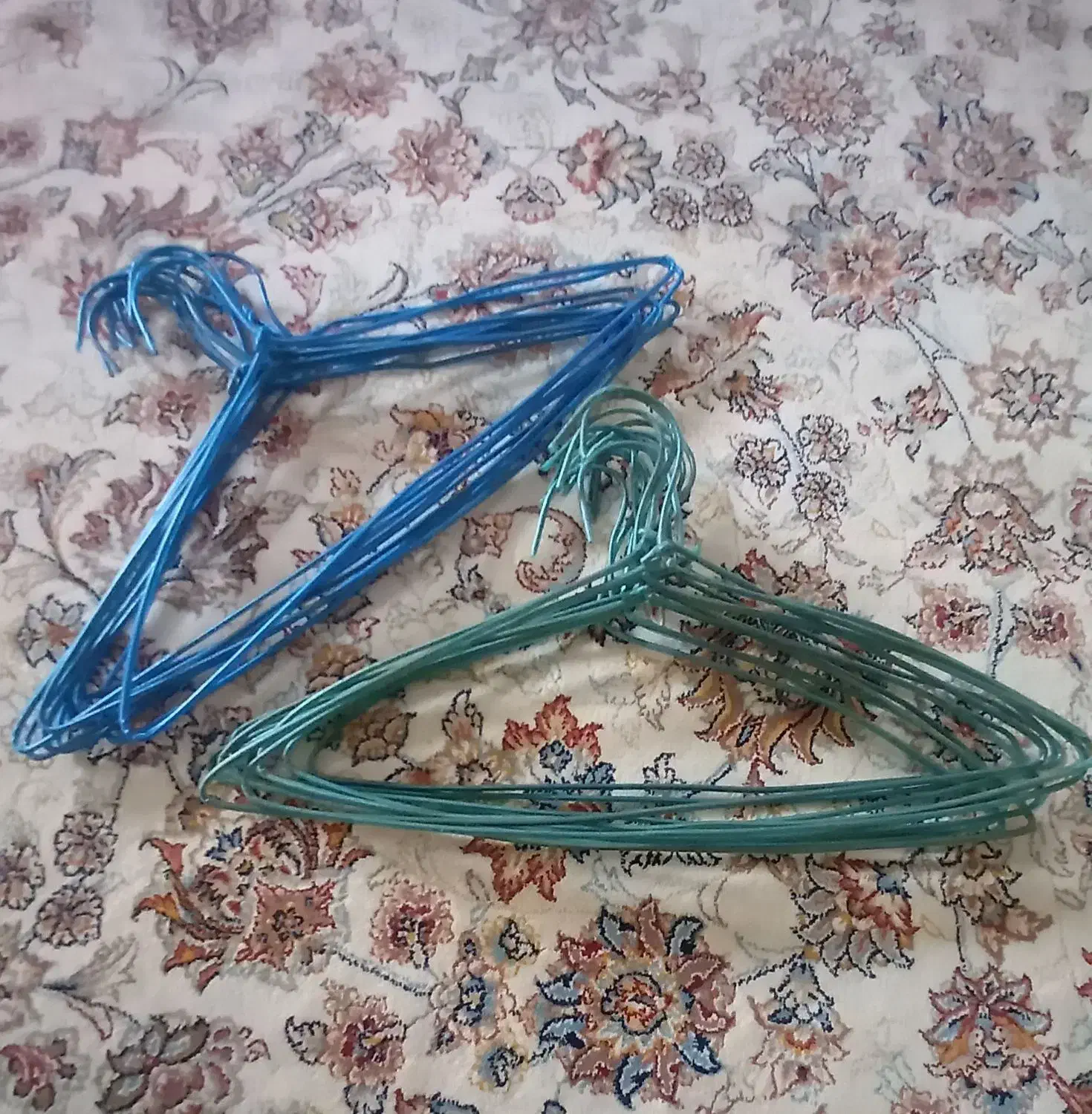 چوب رختی|بندرخت و رختآویز|هشتگرد, ینگی امام|دیوار