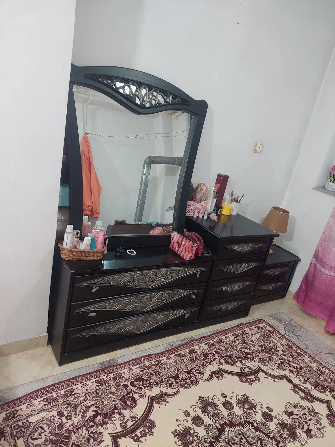 سرویس خواب|تخت و سرویس خواب|لاهیجان, مهرگان|دیوار