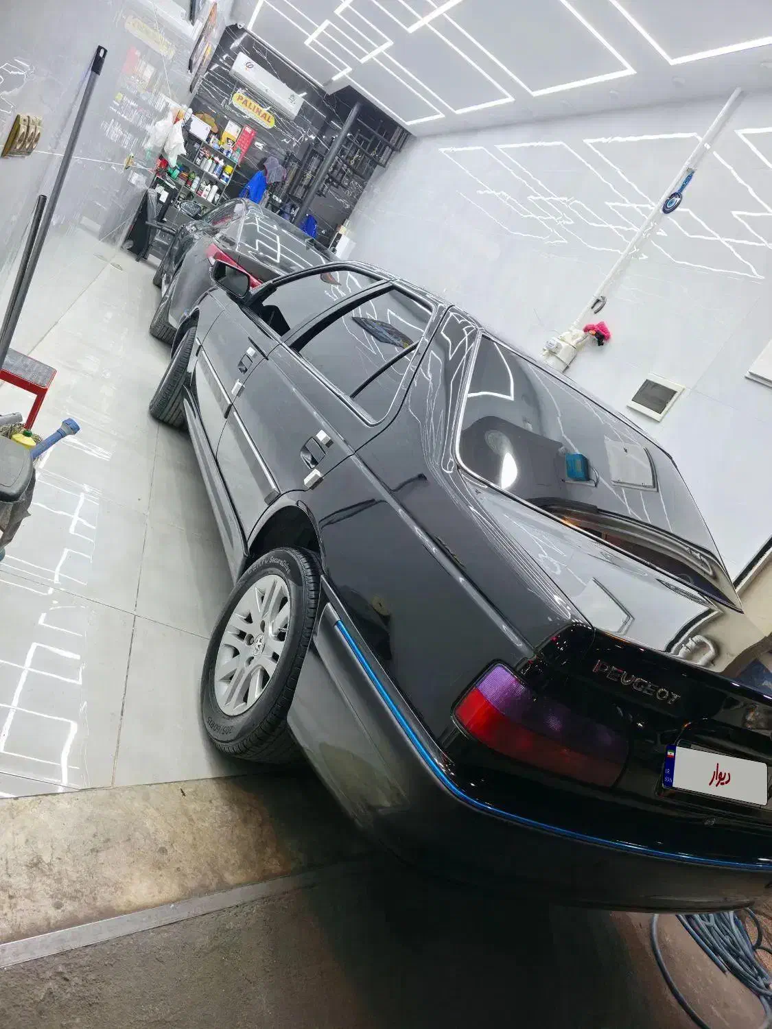 پژو پارس نیمه فول|خودرو سواری و وانت|شیراز, ترمینال باربری|دیوار