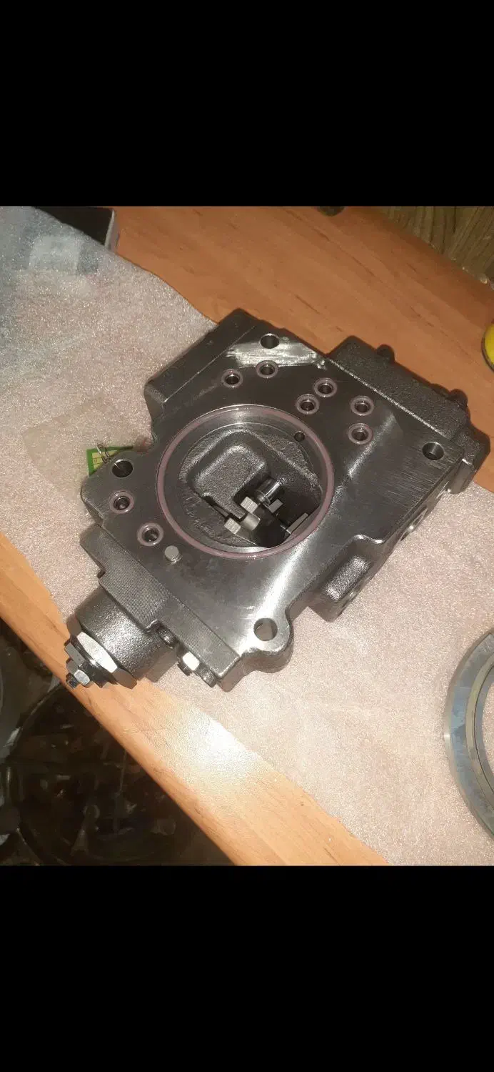 پمپ هیدرولیک بیل مکانیکی هیوندا|قطعات یدکی و لوازم جانبی|چهاردانگه (تهران), |دیوار