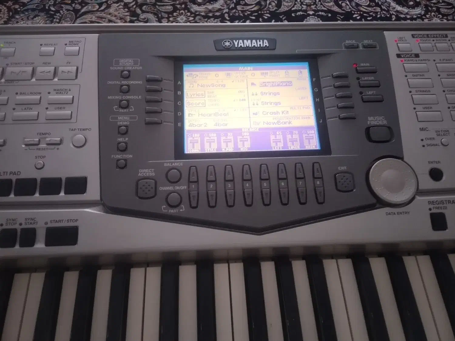 ارگ ۲۰۰۰ کم کار تمیز بدون داغی|پیانو، کیبورد، آکاردئون|فردیس, قریشی|دیوار