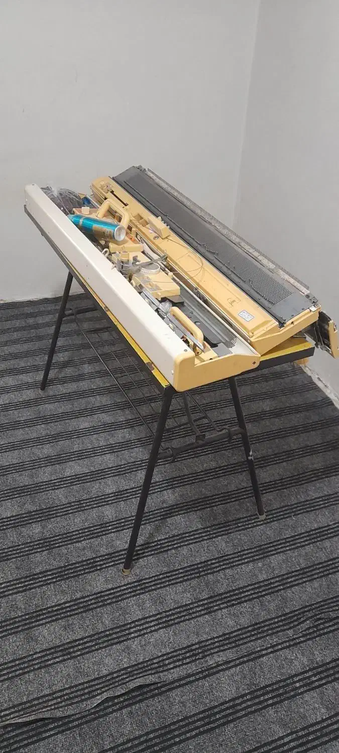 دستگاه بافندگی|چرخ خیاطی و ریسندگی|سلماس, |دیوار