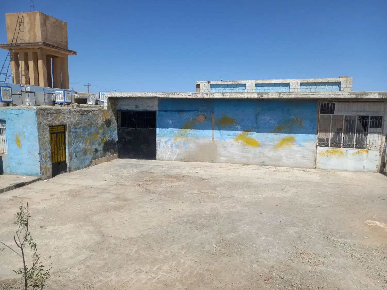 انبار مغازه کارگاه پرورش دام|اجارهٔ دفتر صنعتی، کشاورزی، تجاری|آباده, |دیوار