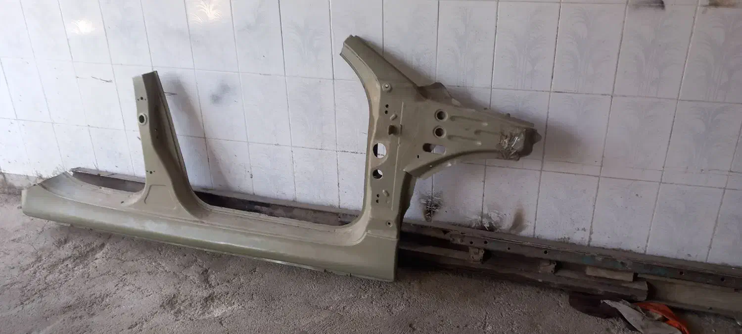 شاسی درب کف صندوق گلگیر کلاف پژو پراید|قطعات یدکی و لوازم جانبی|اردبیل, |دیوار