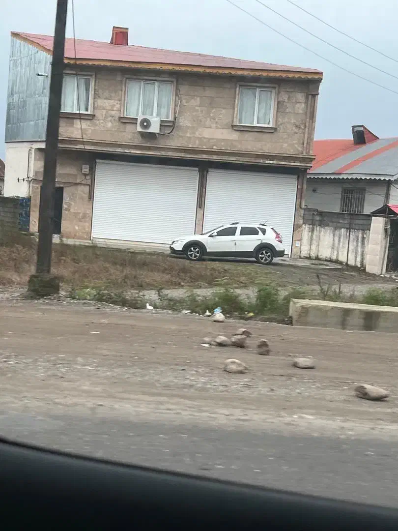 2تامغازه وخونه براتوبان لاهیجان سیاهکل|فروش مغازه و غرفه|سیاهکل, |دیوار