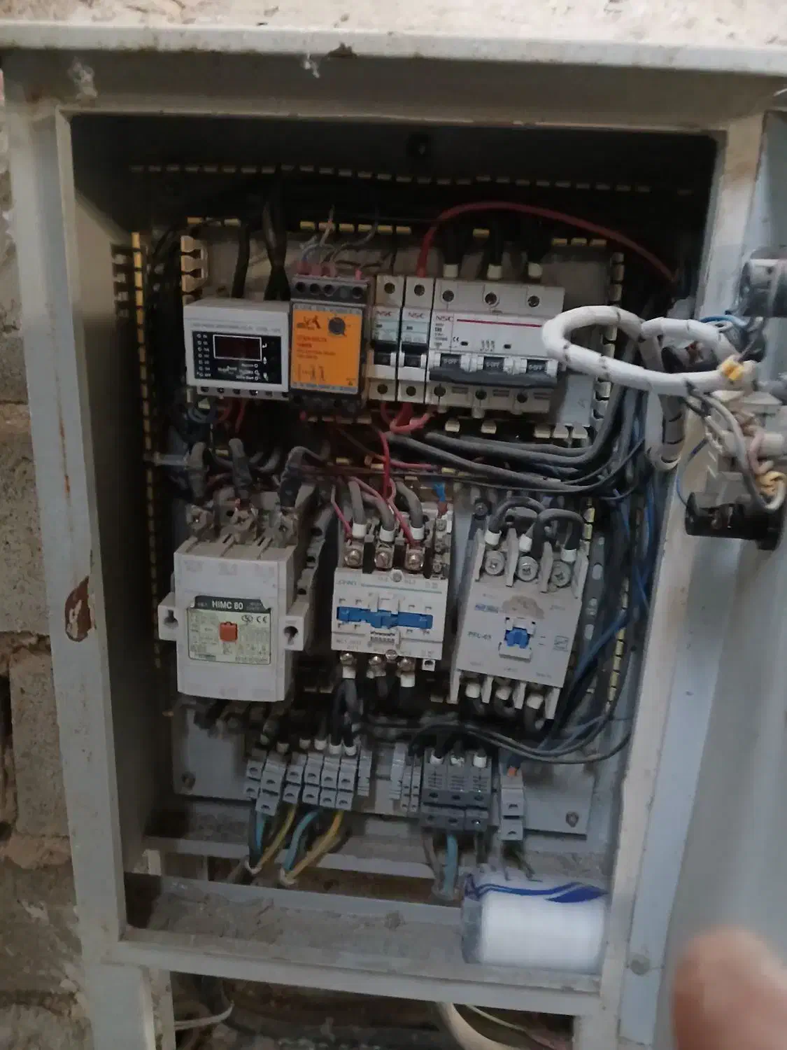 کندور نایلون و نوار تیپ|ماشینآلات صنعتی|اقلید, |دیوار