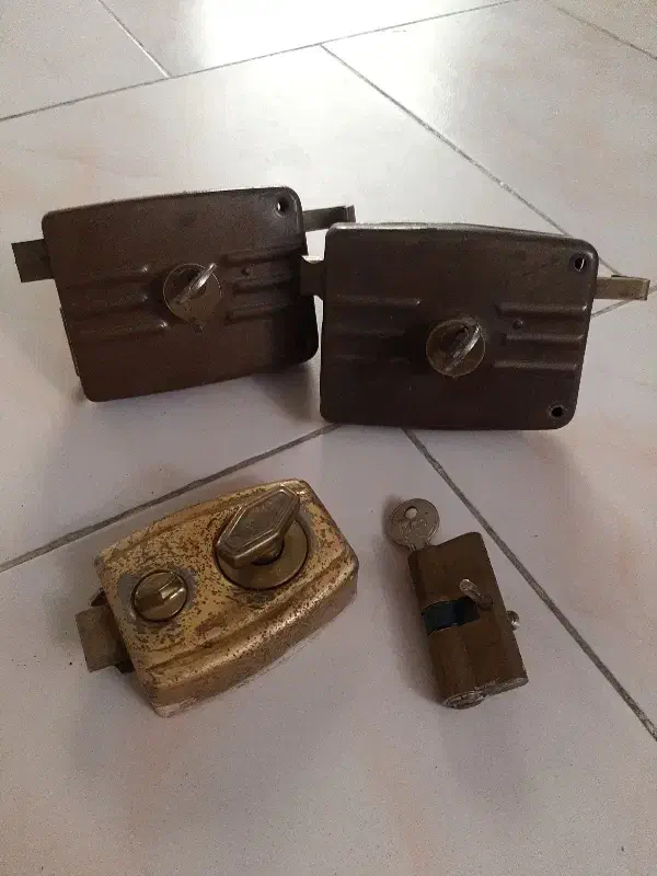 قفل در حیاط|مصالح و تجهیزات ساختمان|تهران, نیروی دریایی|دیوار