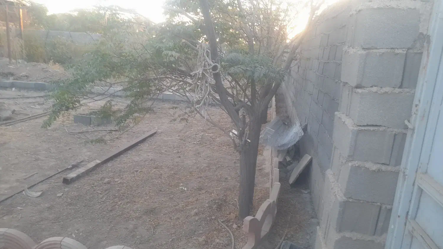 باغچه چهار دیواری ۲۴۰ متری باغ زیتون پوینک|فروش خانه و ویلا|قرچک, صالح آباد|دیوار