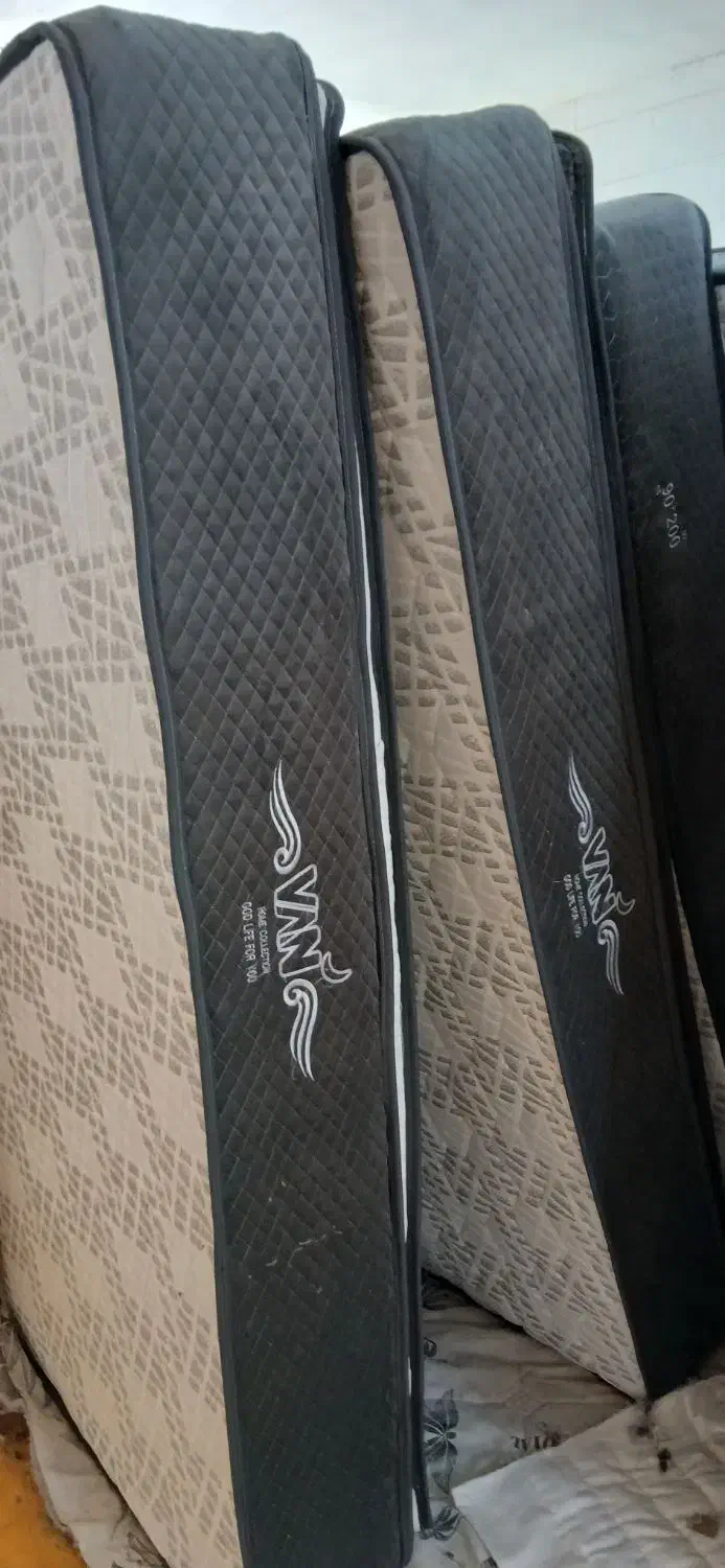 تشک فنری رویال و وان قیمت کارخونه|تشک تختخواب|اصفهان, خواجه عمید|دیوار