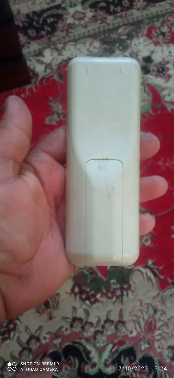 ریموت کنترل اسپیلت 12هزارسامسونگ فقط۳۰۰ت|کولر گازی و فنکوئل|فسا, |دیوار