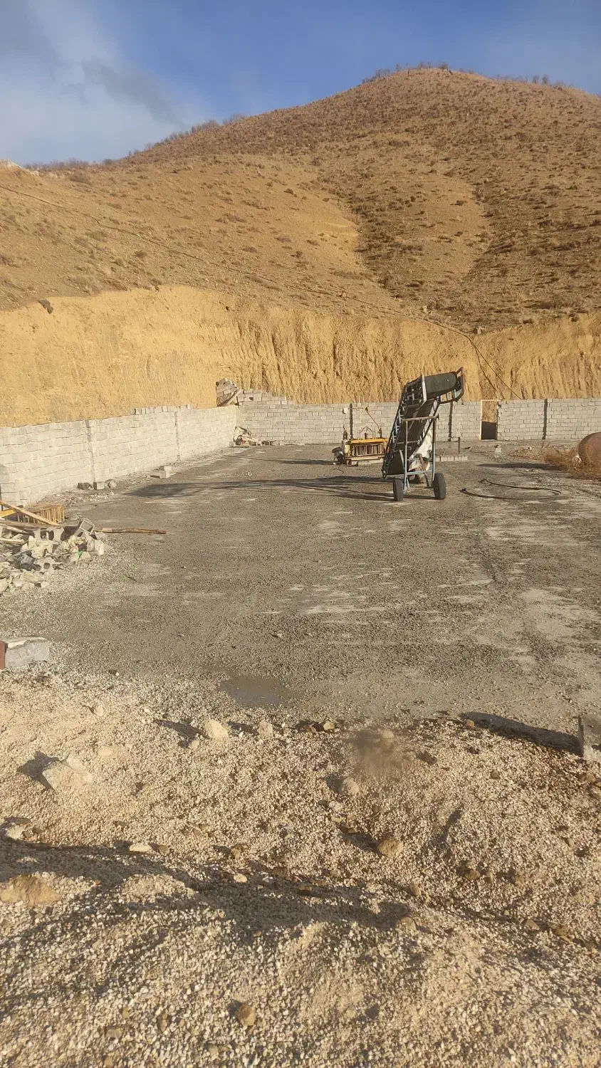 کارگاه قطعات بتنی و بلوک زنی|مصالح و تجهیزات ساختمان|زاینده رود, |دیوار