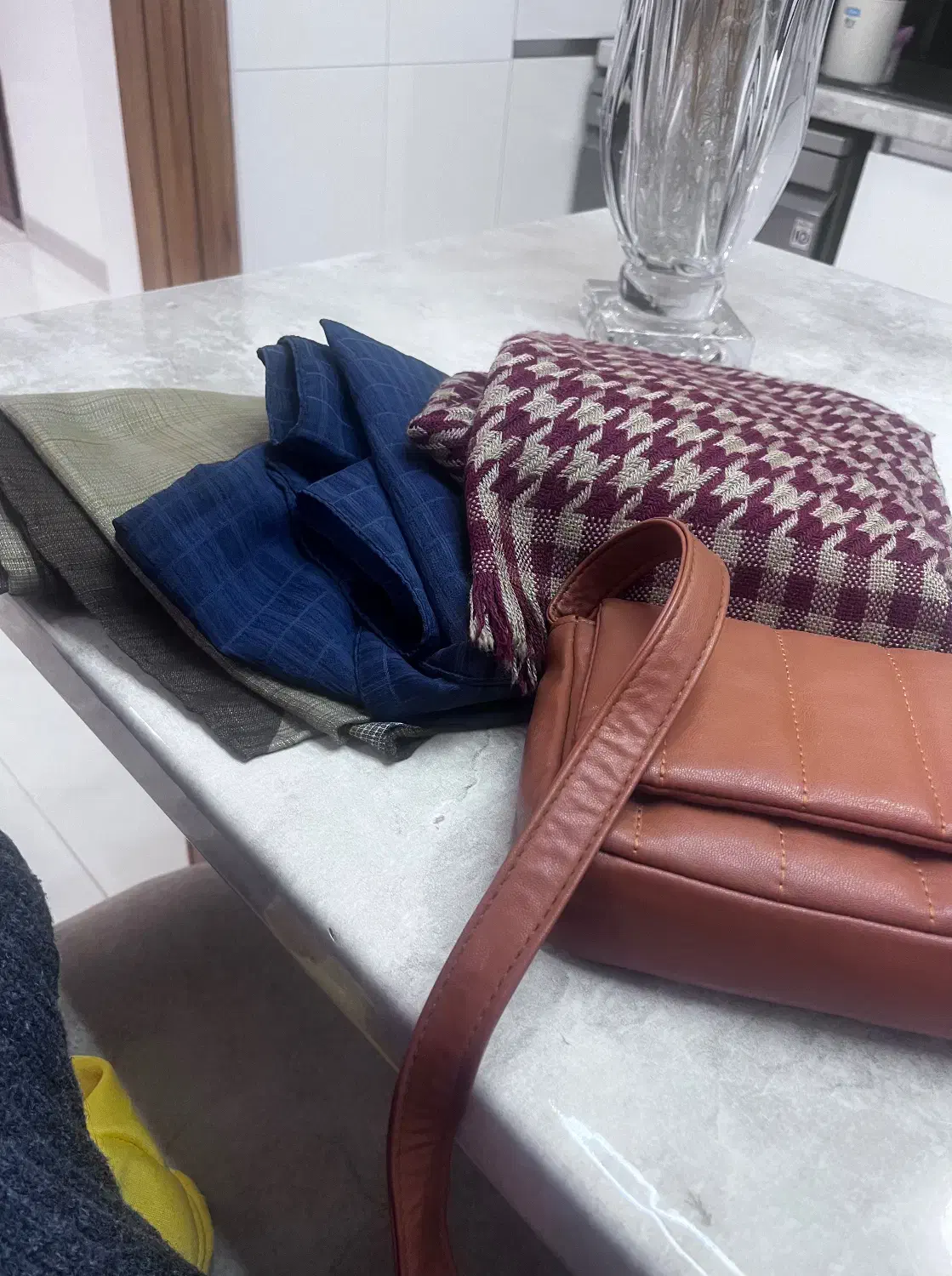 بافت و دورس|لباس|کرمان, |دیوار