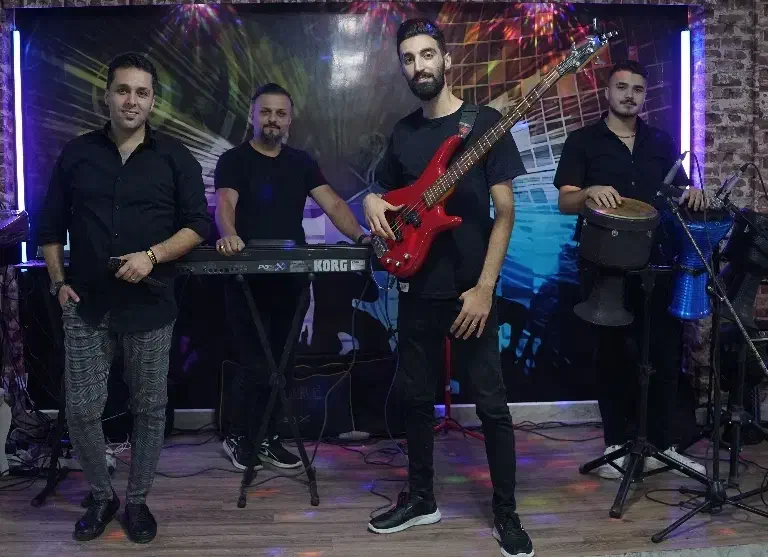 گروه موزیک زنده و دیجی|صوتی و تصویری|رشت, خرسندی|دیوار