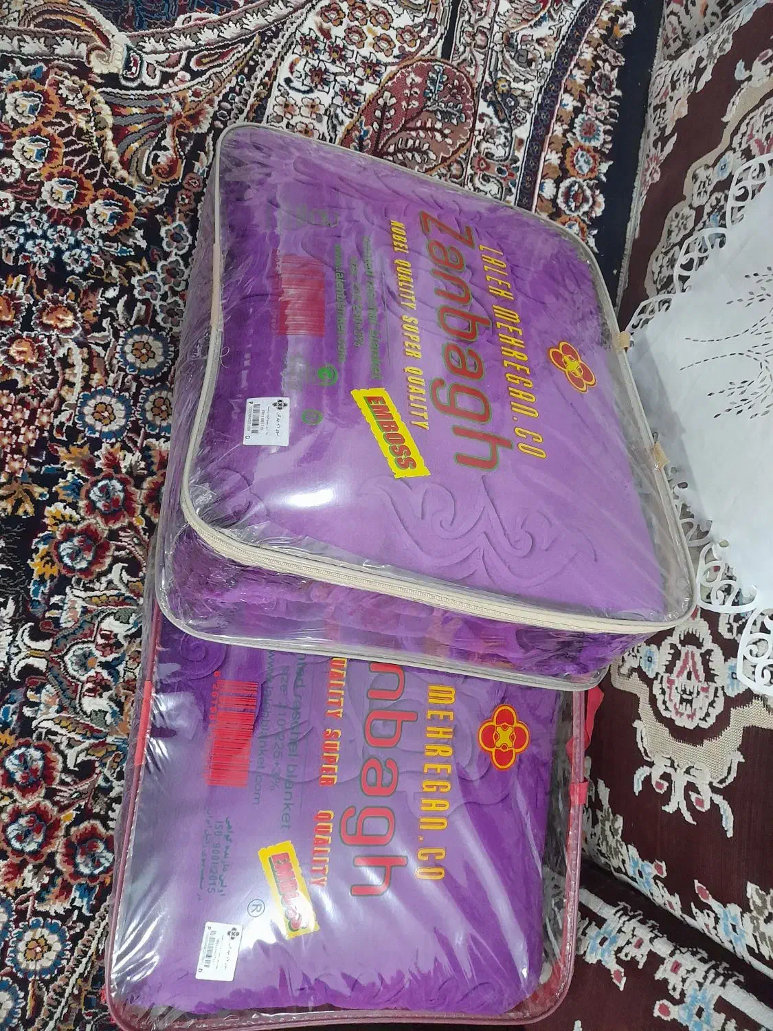 پتوی زنبق دونفره برجسته|رختخواب، بالش، پتو|سبزوار, هویزه|دیوار