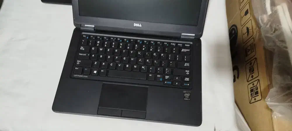 لپتاب دل|رایانه همراه|بندر گناوه, |دیوار