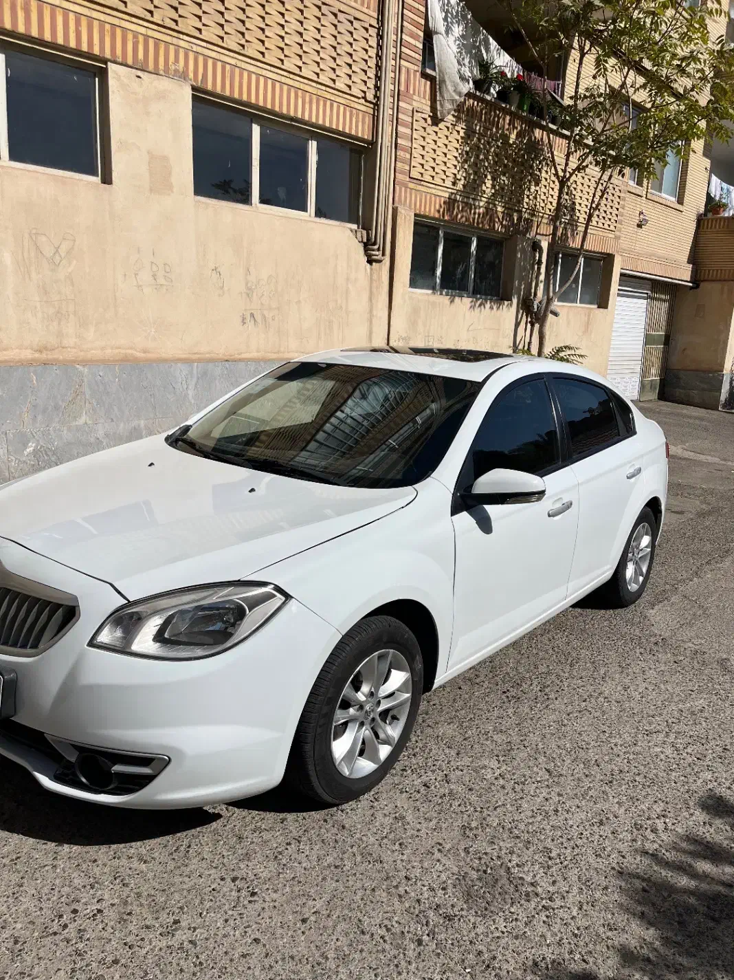 برلیانس مدل۹۶ h330 اتومات فول خیلی تمیز سالم|خودرو سواری و وانت|پردیس, فاز ۱|دیوار