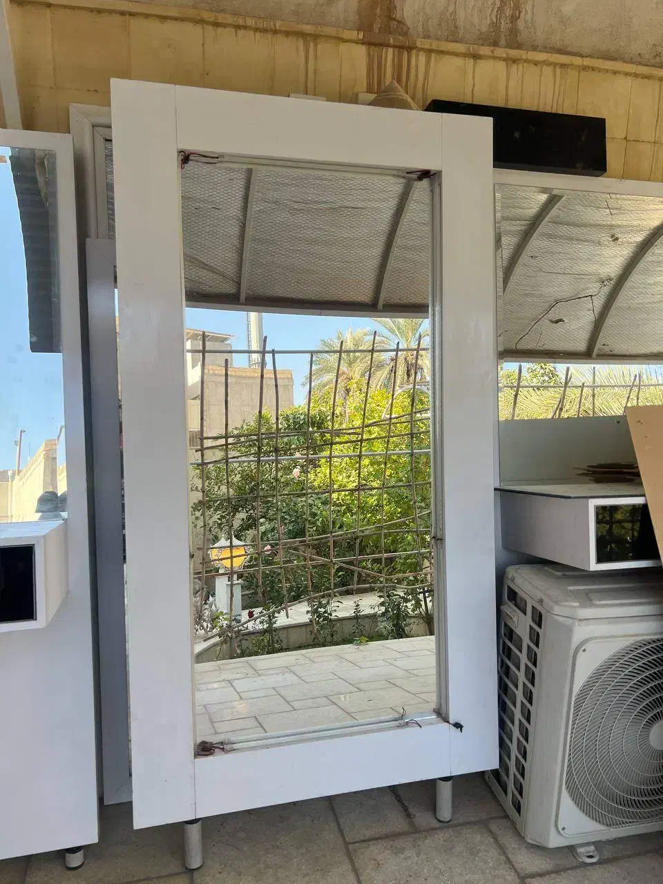 لوازم سالن زیبایی|آرایشگاه و سالنهای زیبایی|طبس, |دیوار