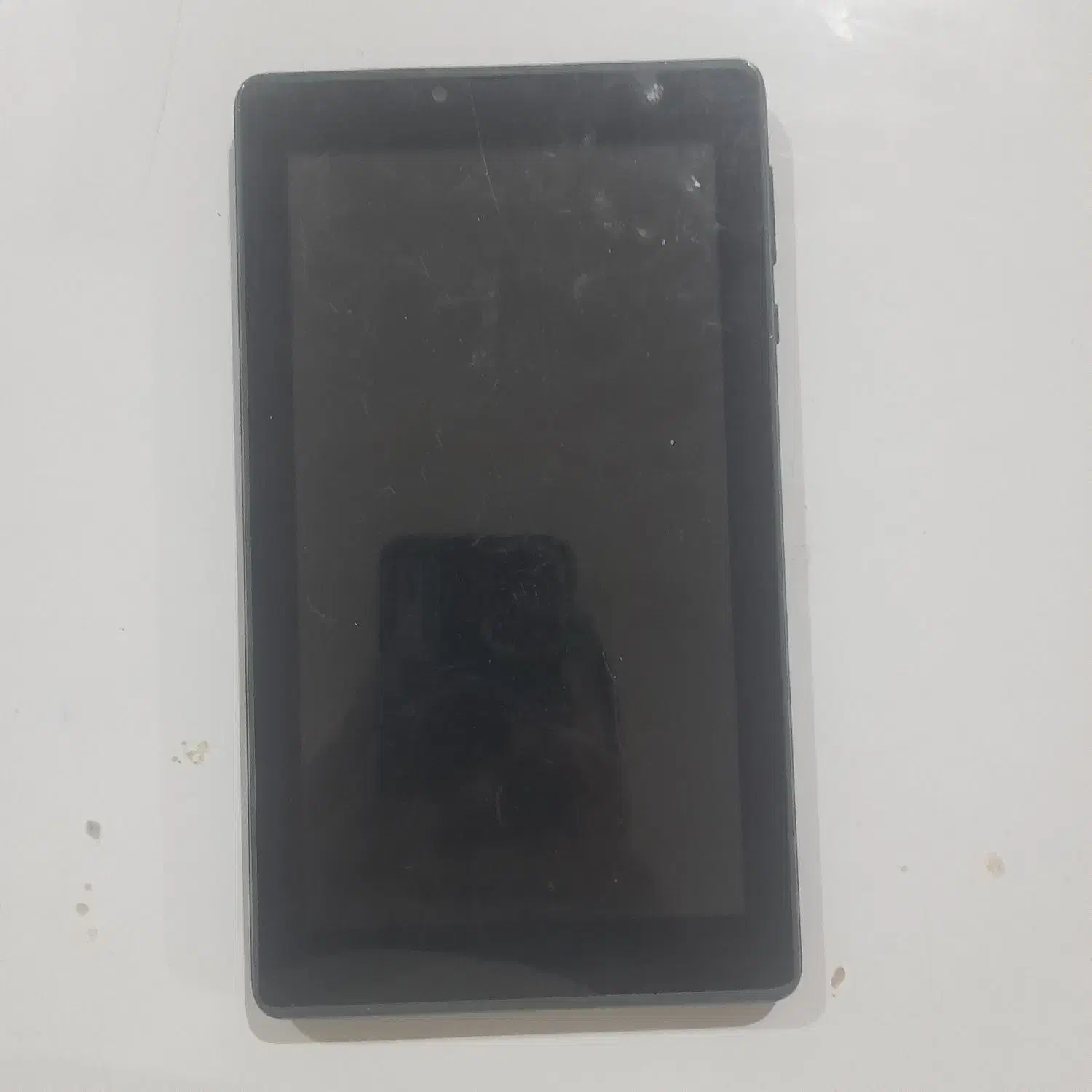 تبلت|تبلت|تاکستان, |دیوار