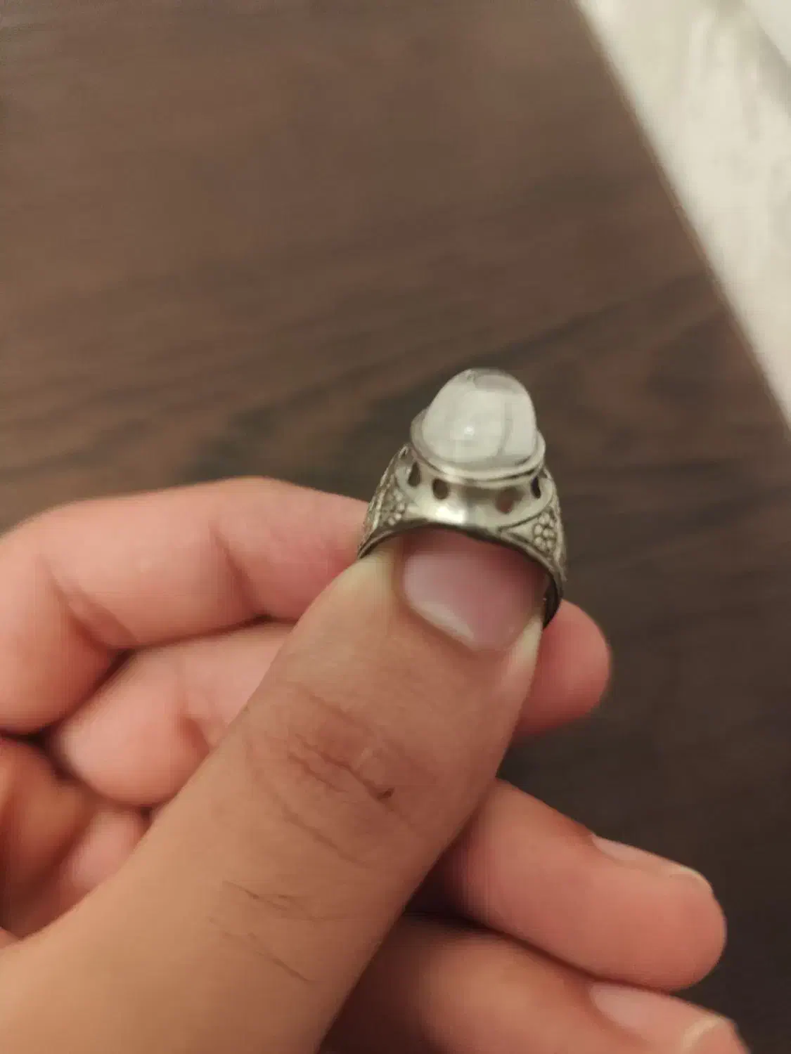 انگشتر در نجف قدیمی|جواهرات|گنبد کاووس, |دیوار