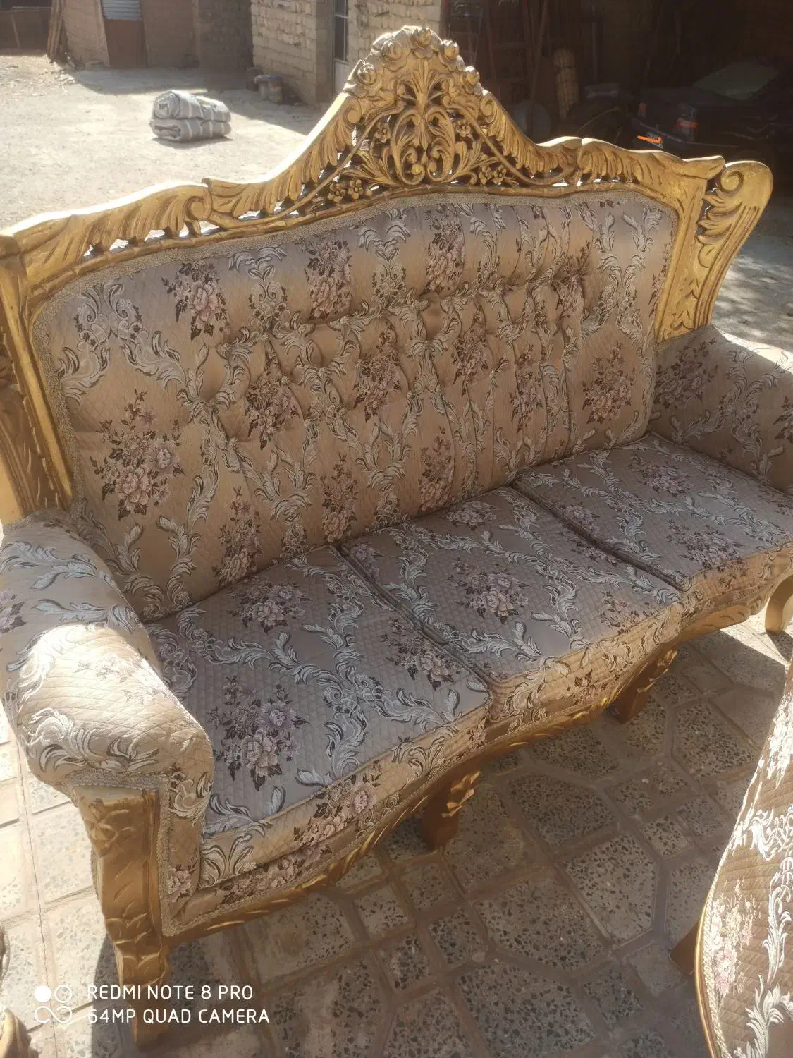 مبل سلطنتی|مبلمان خانگی و میز عسلی|ایوان, |دیوار