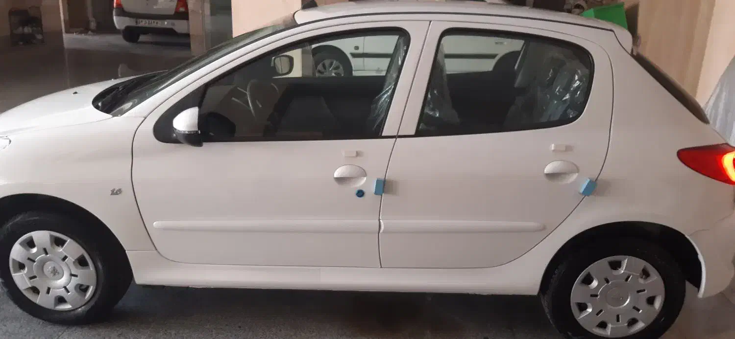 207 مدل1403 سفید|خودرو سواری و وانت|تهران, شهرک شریعتی|دیوار