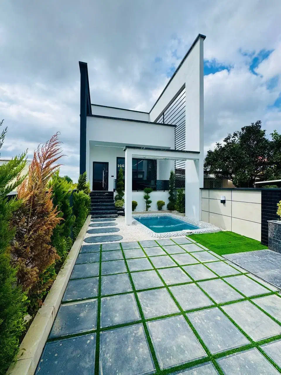 اگه دنبال ویلا خاص نمیگردی اینو نبین|فروش خانه و ویلا|آمل, |دیوار