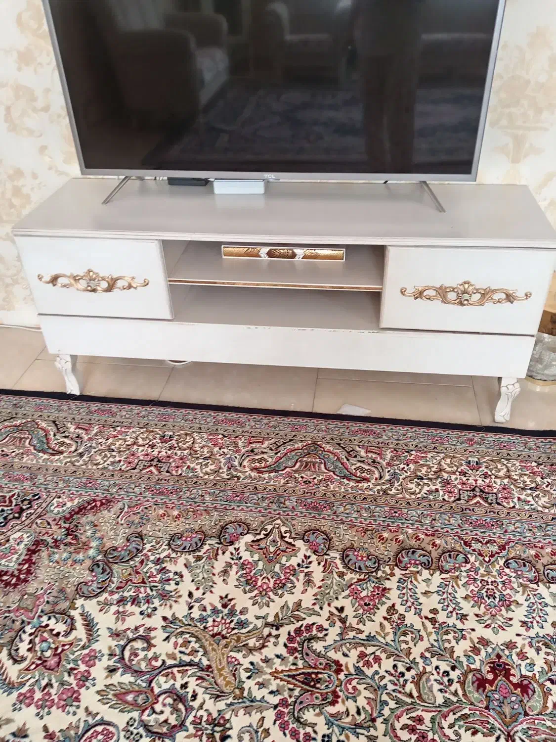 اینه شمعدون. بوفه. میز تی وی 3 تومن همگی|بوفه، ویترین، کنسول|نظرآباد, شهرک آزادگان|دیوار