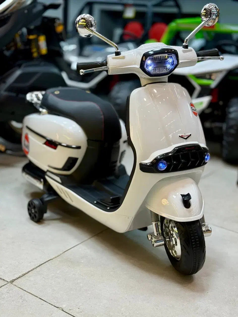 مو‌تو‌ر شا‌ر‌ژ‌ی طرح وسپا ریموت دار کد 11384|اسباب‌بازی بچه|رشت, گلسار|دیوار