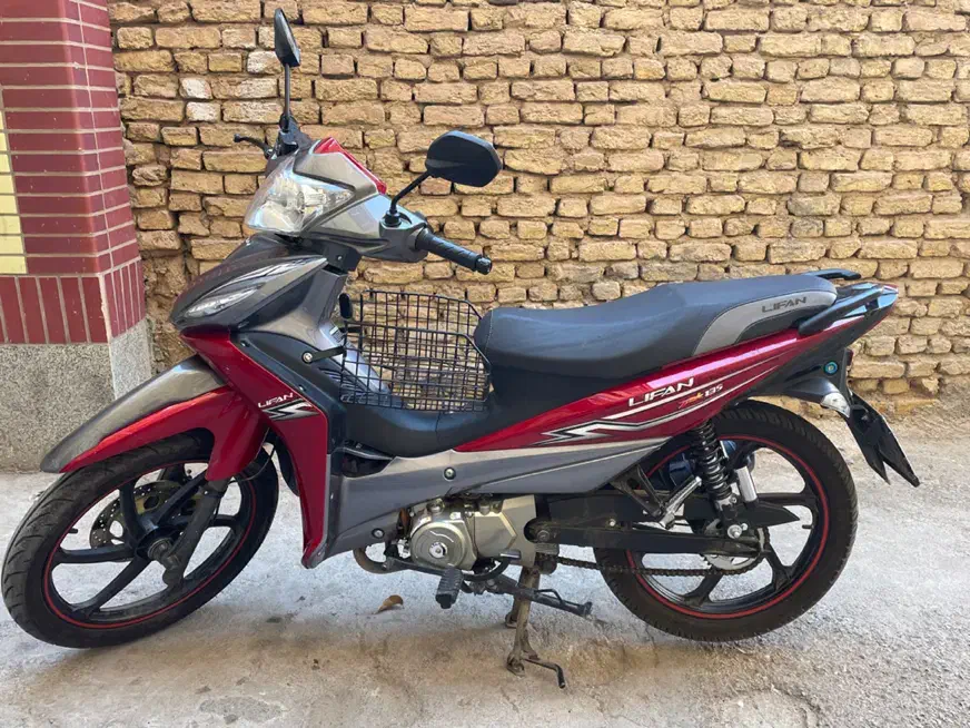 موتور بی کلاج لیفان ۱۳۵|موتورسیکلت|لنجان, |دیوار