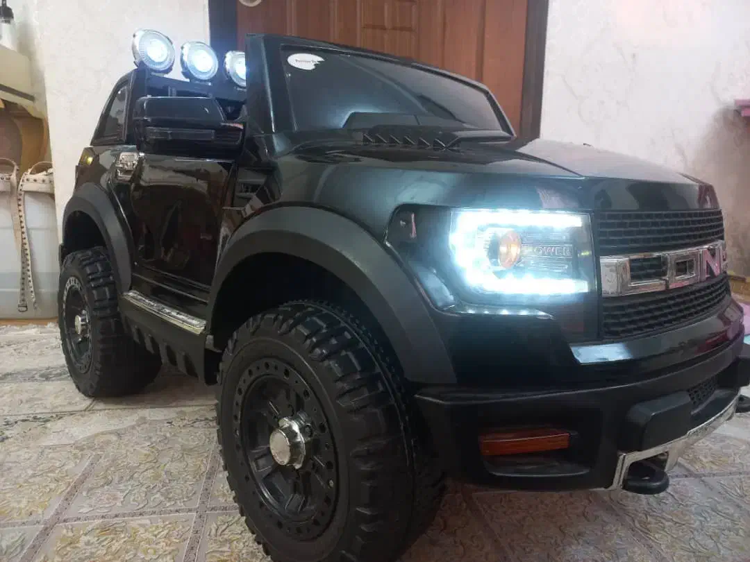 ماشین شارژی LONG دونفره شیک کاملا سالم در حد نو|اسباببازی بچه|تهران, شادآباد|دیوار