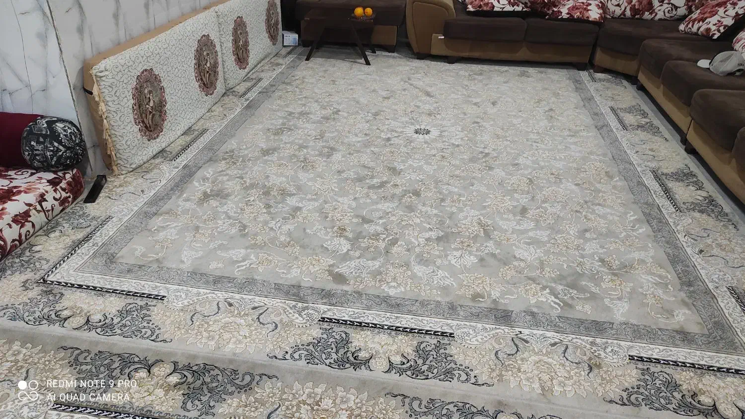 دو عدد فرش دوازده متری ۷۰۰ شانه نگین مشهد|فرش|سرپل ذهاب, |دیوار