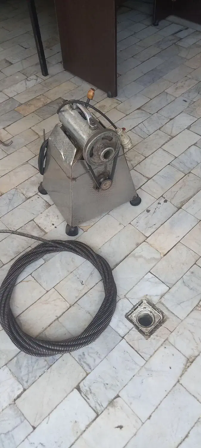 لوله بازکنی فاضلاب بازکن با فنر برقی|خدمات پیشه و مهارت|گرگان, |دیوار