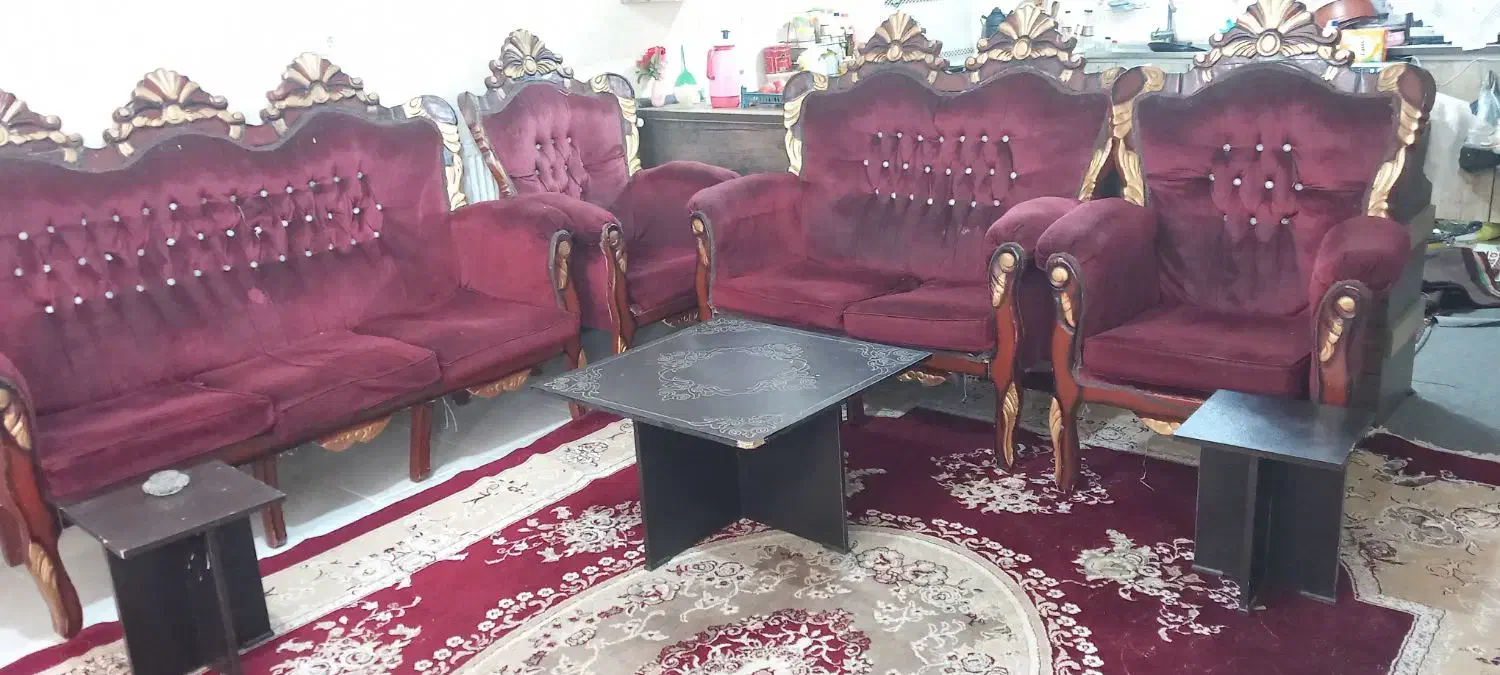 مبل ۷نفره وماشین لباسشویی|مبلمان خانگی و میز عسلی|فولادشهر, مسکن مهر فولادشهر|دیوار