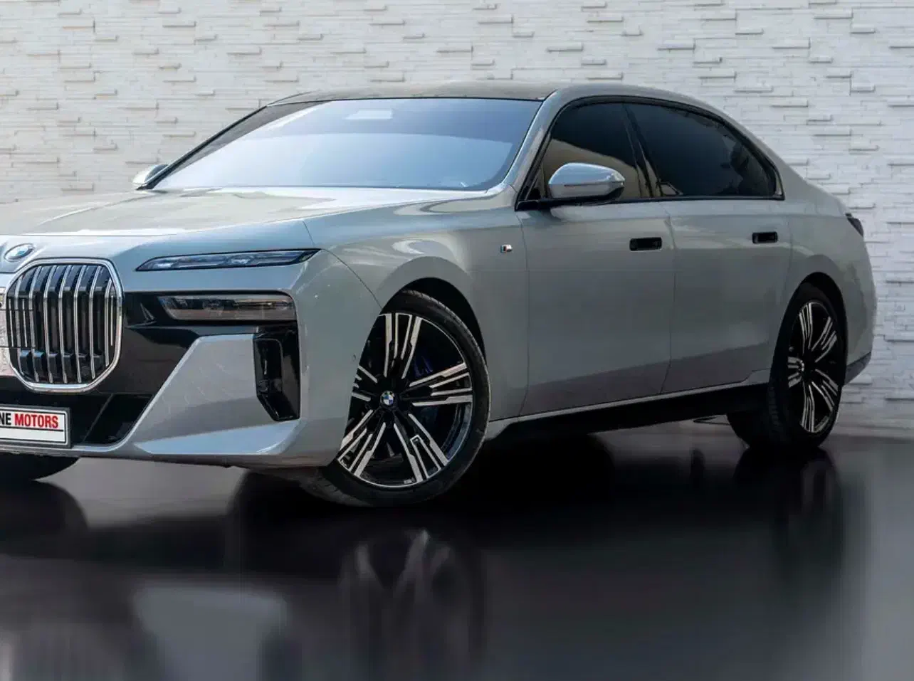 BMW 2023 740iفروشی واردات|خودرو سواری و وانت|شیراز, قصرالدشت|دیوار