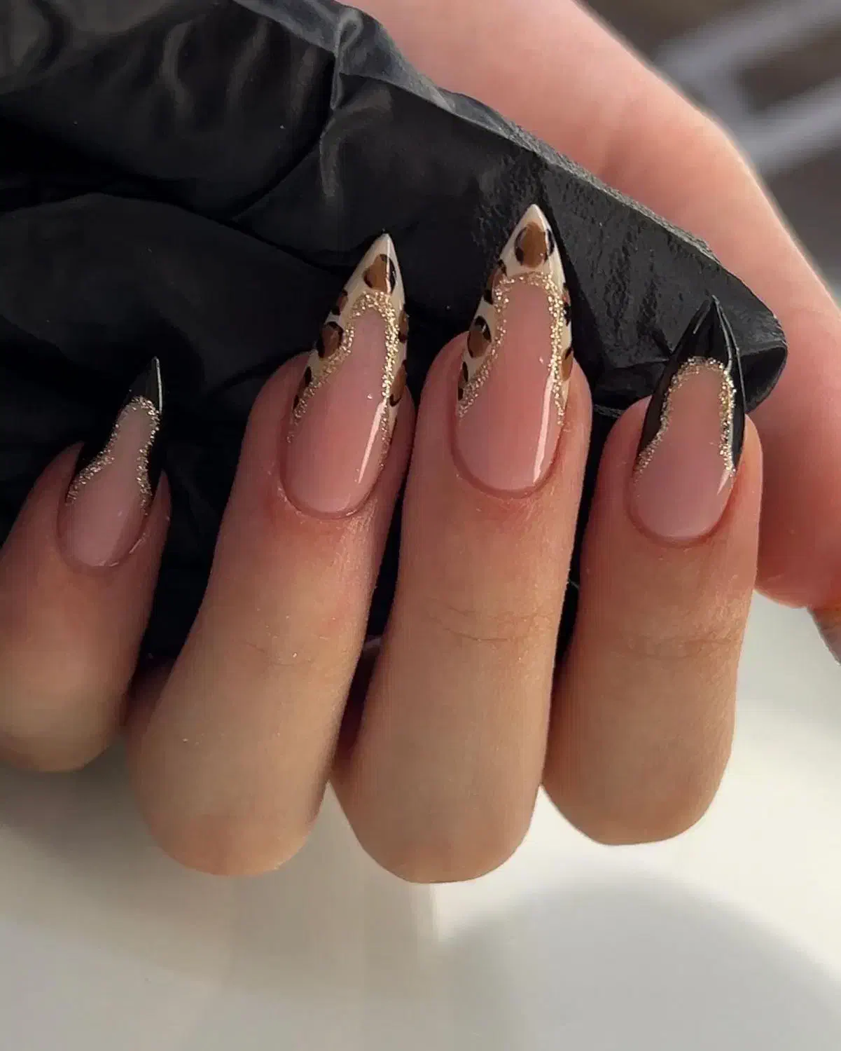 کاشت ناخن و پدیکور و مانیکور خیس یلدا|خدمات آرایشگری و زیبایی|مسجد سلیمان, |دیوار