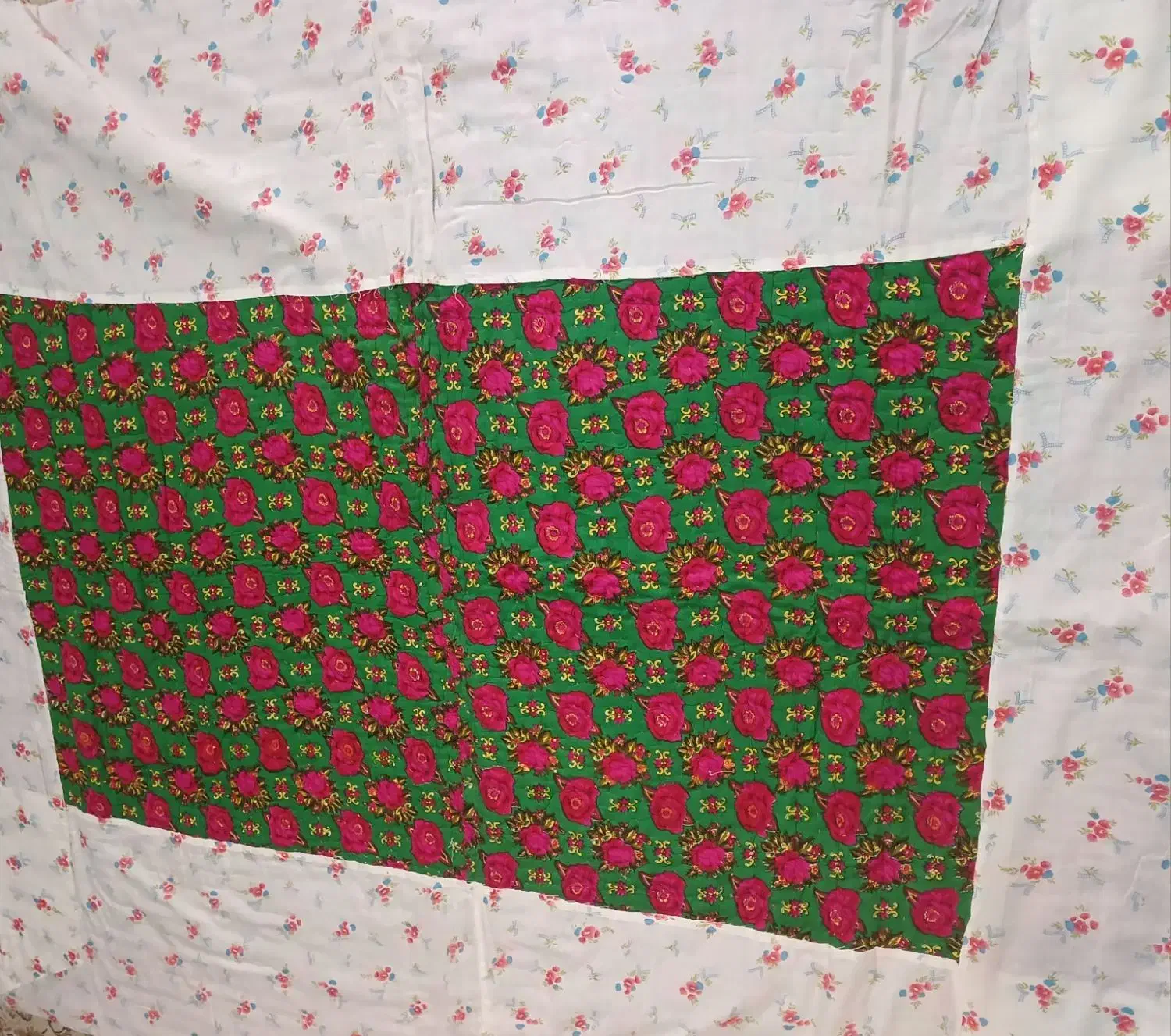 لحاف|رختخواب، بالش، پتو|شوشتر, |دیوار