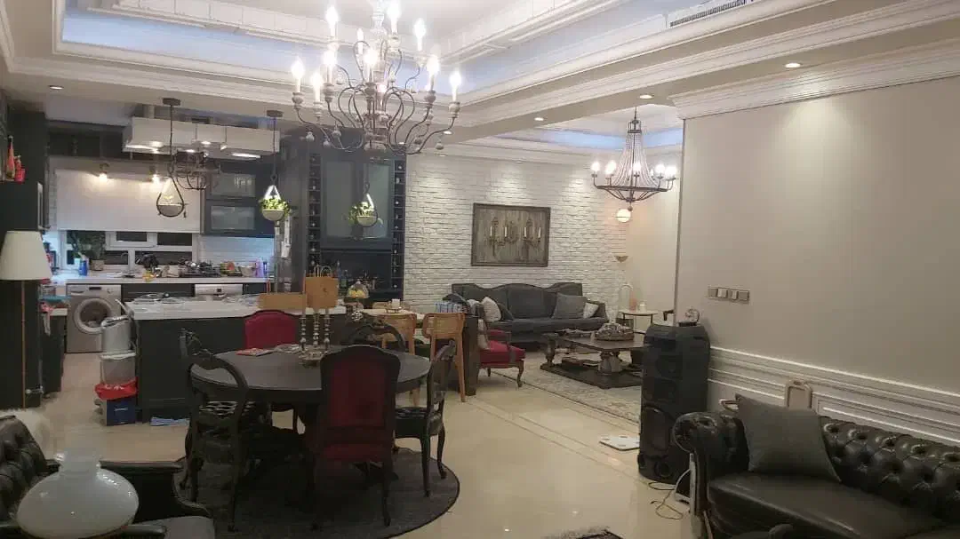 آپارتمان۱۷۵متری فرمانیه شرقی