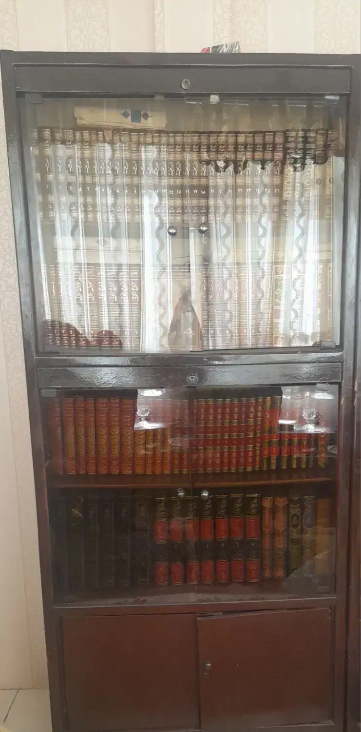 کتابخانه ی چوبی|کتابخانه، شلف، قفسههای دیواری|تهران, آبشار|دیوار