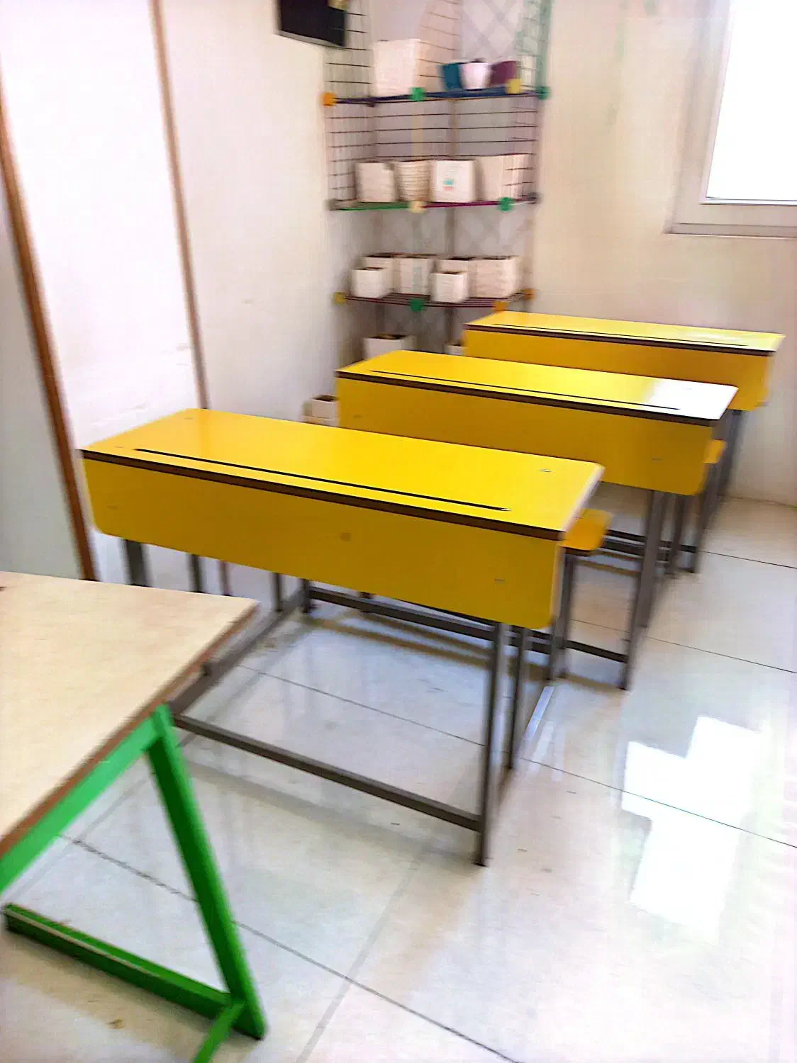 نیمکت دانش آموزی|صندلی و نیمکت|قدس, شهر‌قدس|دیوار