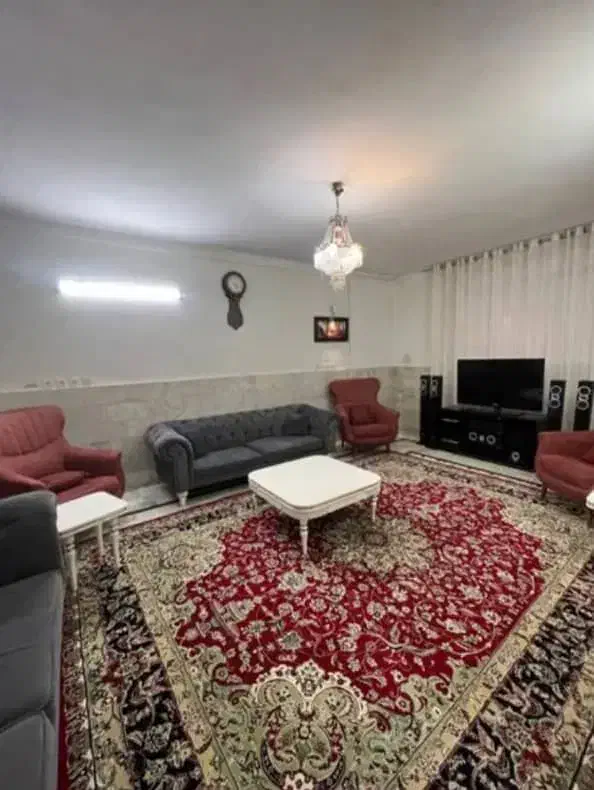 سرایدار مجرد یا زوج|استخدام سرایداری و نظافت|تهران, تجریش|دیوار