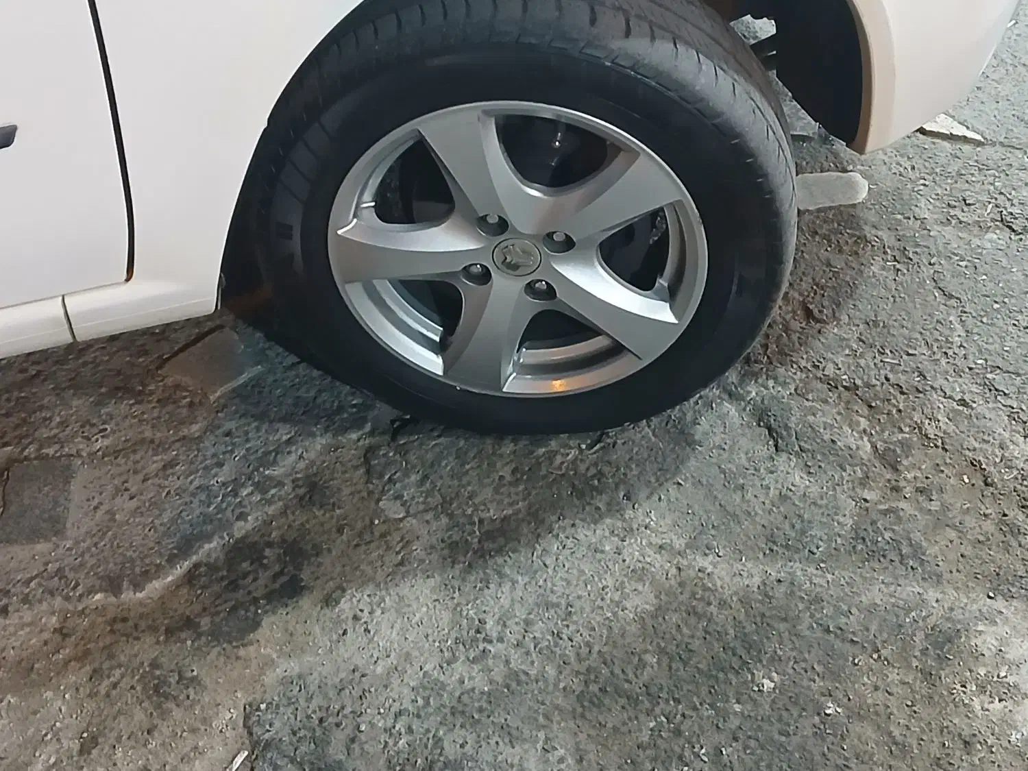 تیبا۱مدل 1400بدون رنگ|خودرو سواری و وانت|تبریز, |دیوار