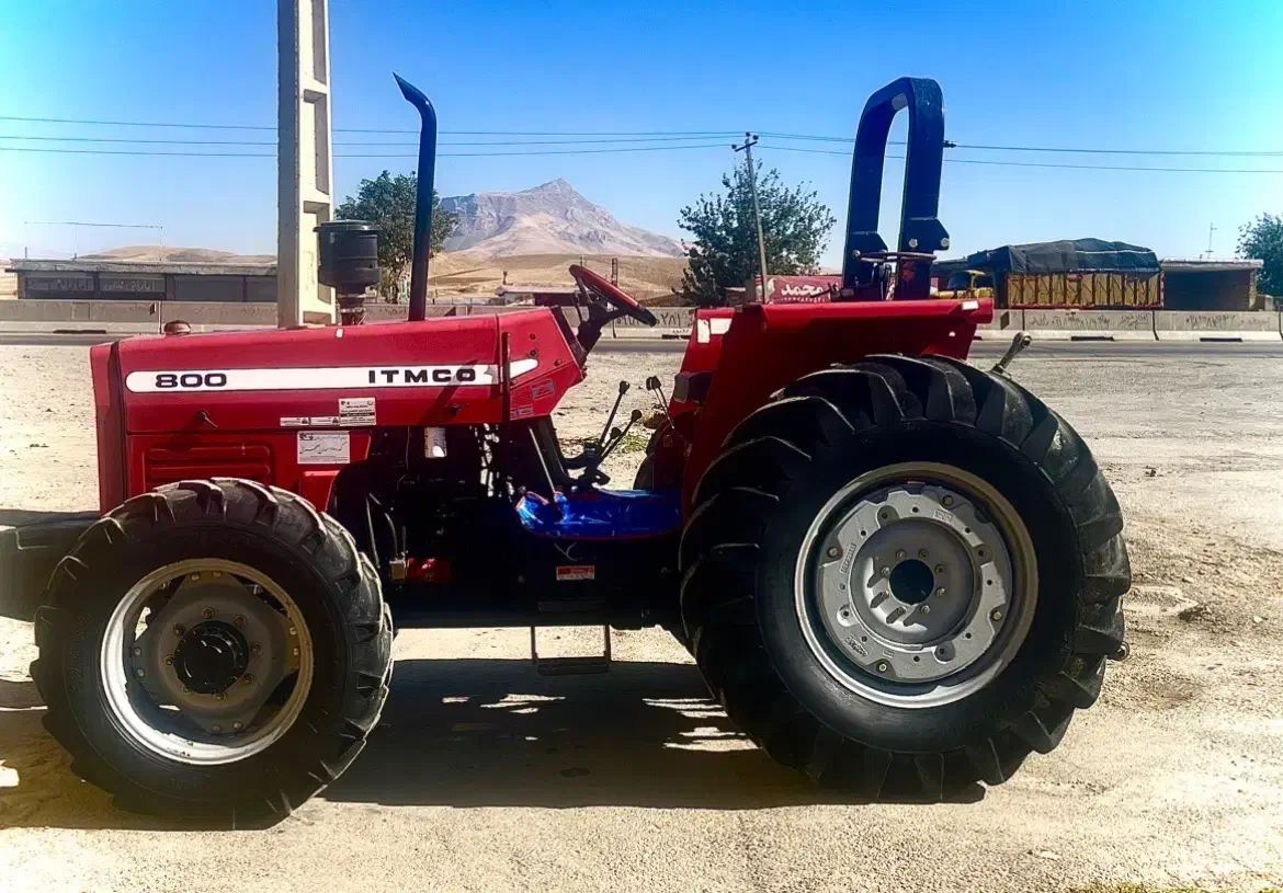 تراکتور 800 پمپ کوچیک|خودرو سنگین|کنگاور, |دیوار