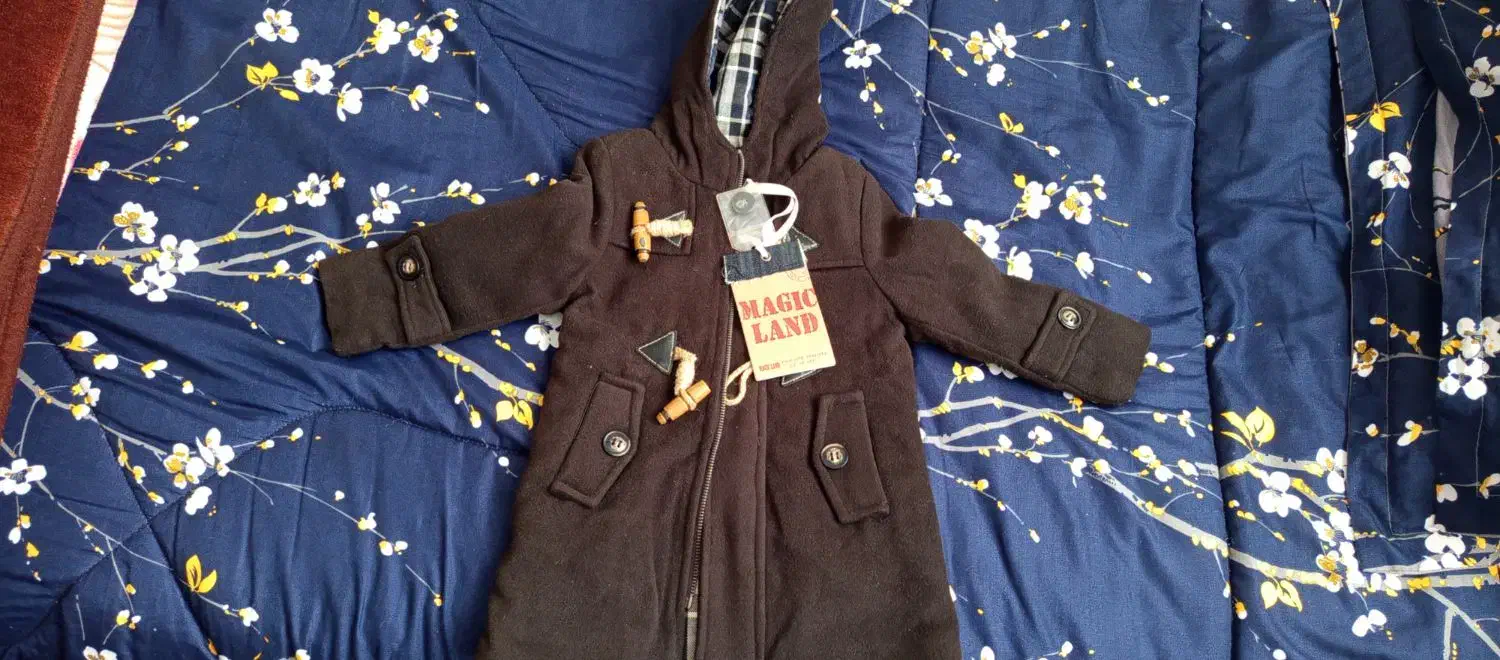 کاپشن|کفش و لباس بچه|مشهد, عامل|دیوار