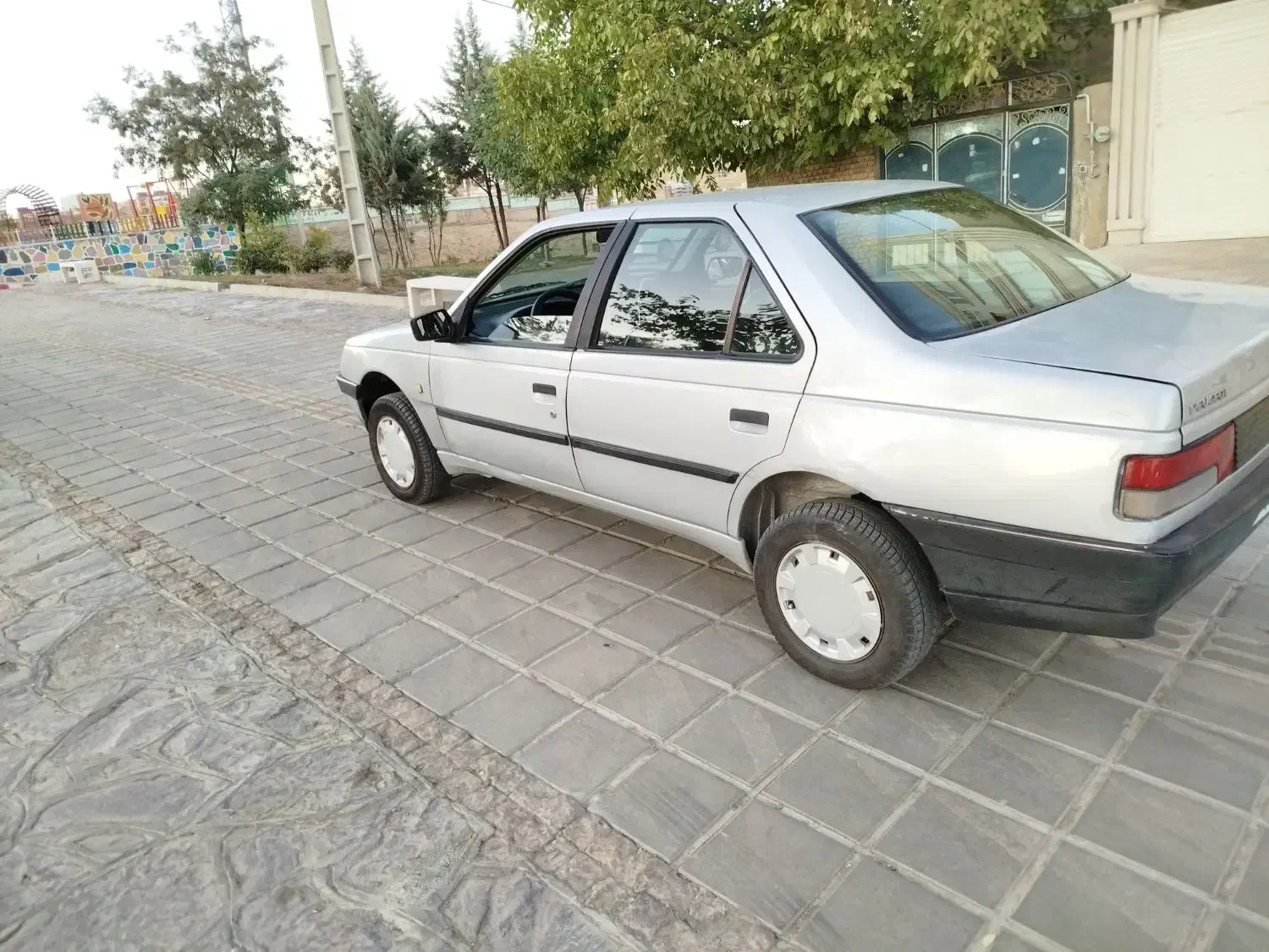 پژو روا بنزبنی|خودرو سواری و وانت|سنندج, |دیوار