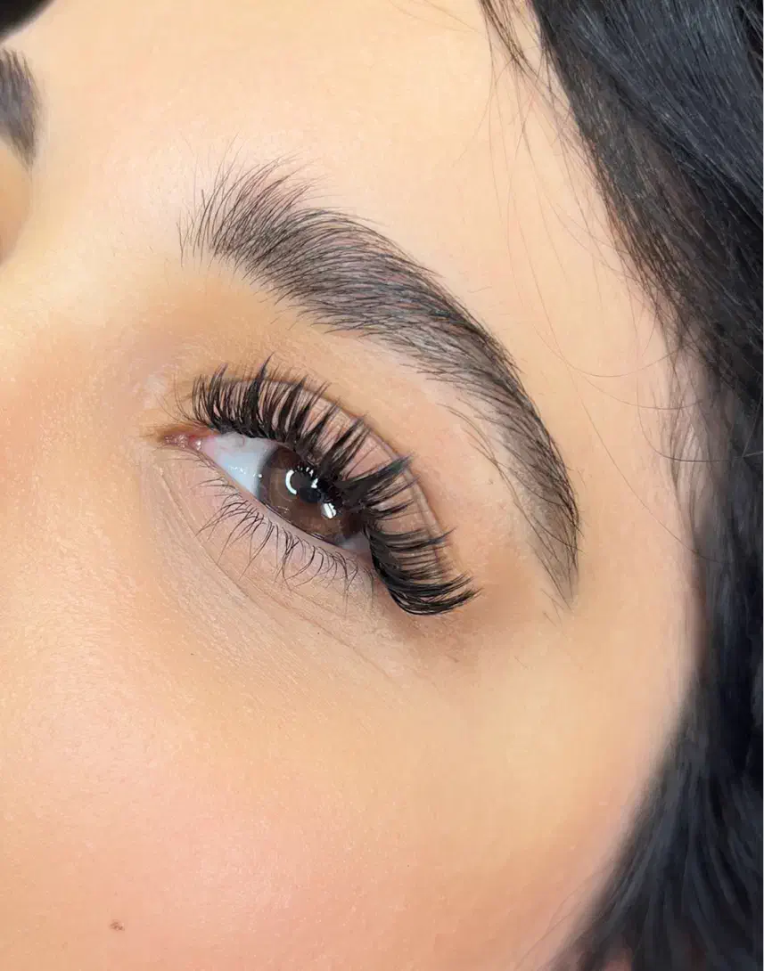 اکستنشن مژه رایگان|خدمات آرایشگری و زیبایی|رشت, لاکانی|دیوار