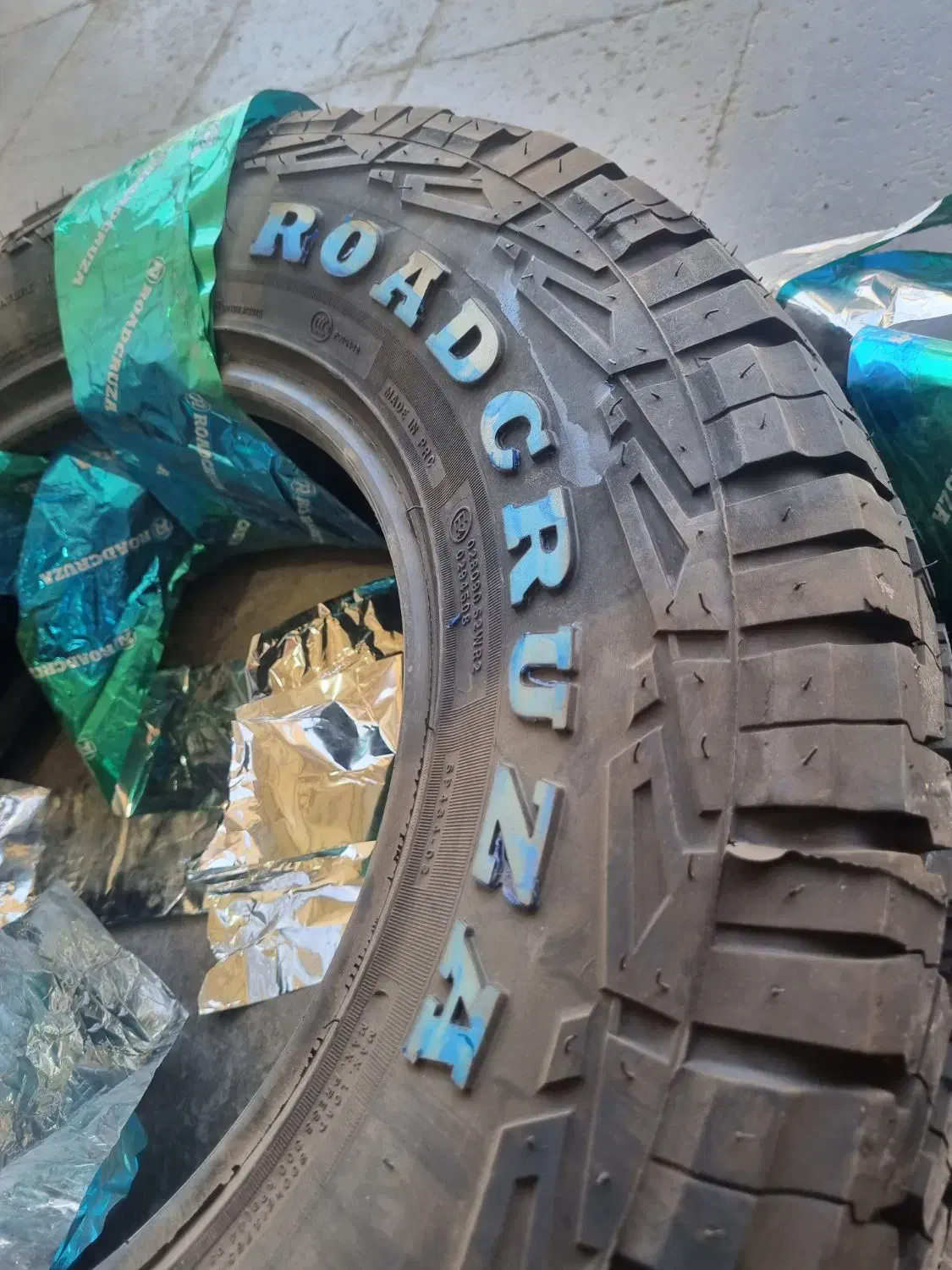 لاستیک ۲۱۵/۷۵/۱۵ رودکروزا|قطعات یدکی و لوازم جانبی|سیرجان, |دیوار