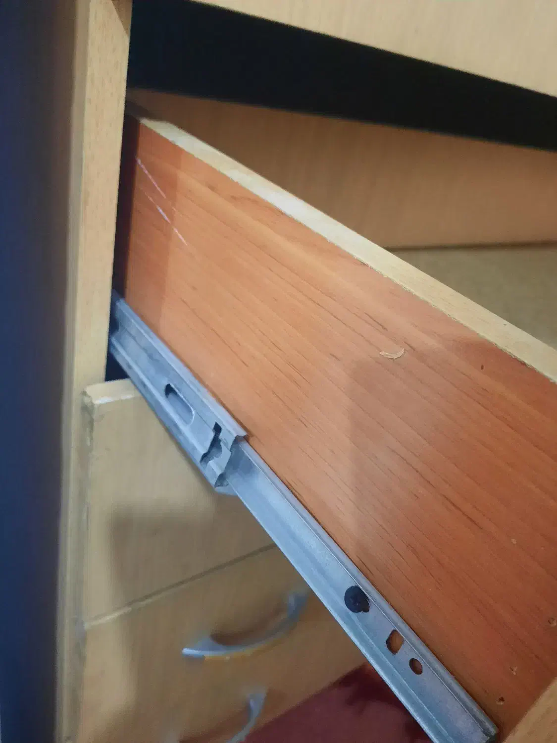 دراور ریل ساچمه ای|جاکفشی، کمد، دراور|اردبیل, |دیوار