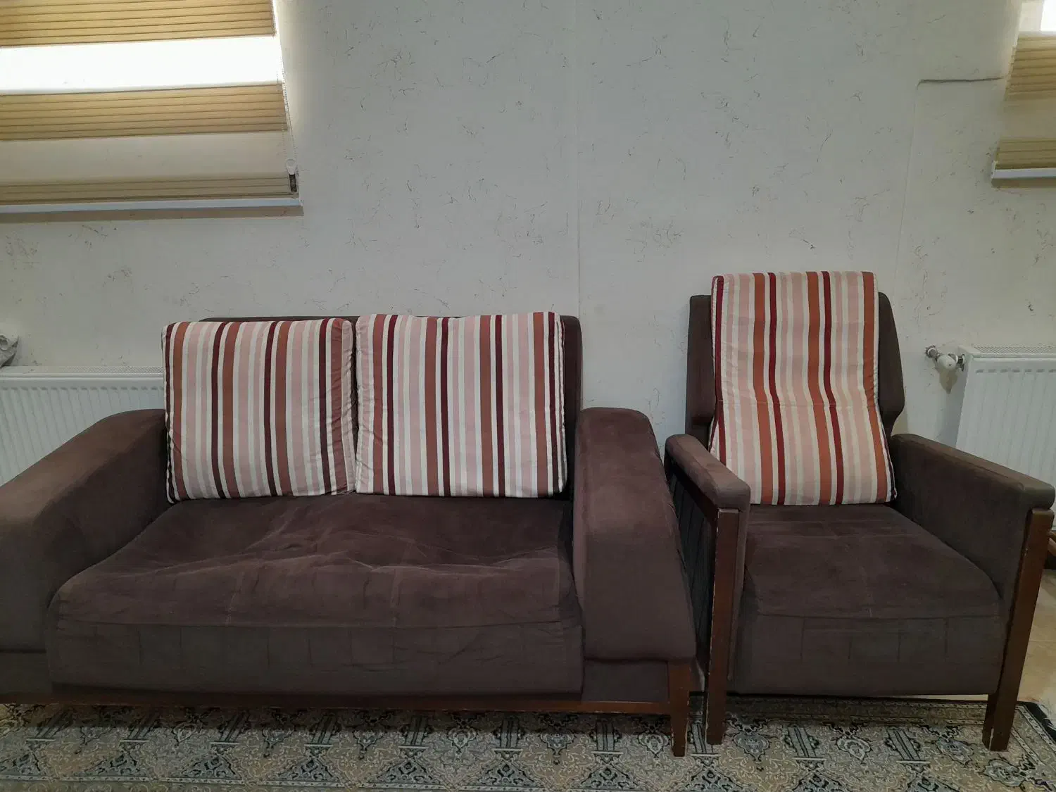 مبل کارکرده قیمت مناسب|مبلمان خانگی و میز عسلی|صدرا-فارس, فاز ۲|دیوار